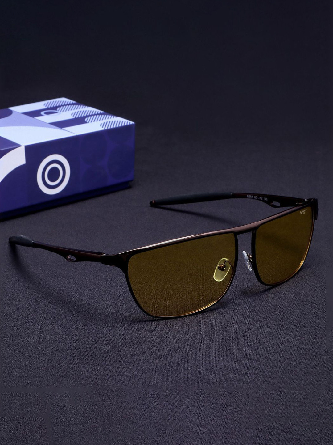 SUNGLASSIC Unisex Rectangle Sunglasses With Polarised and UV Drifter-Black-Yellow