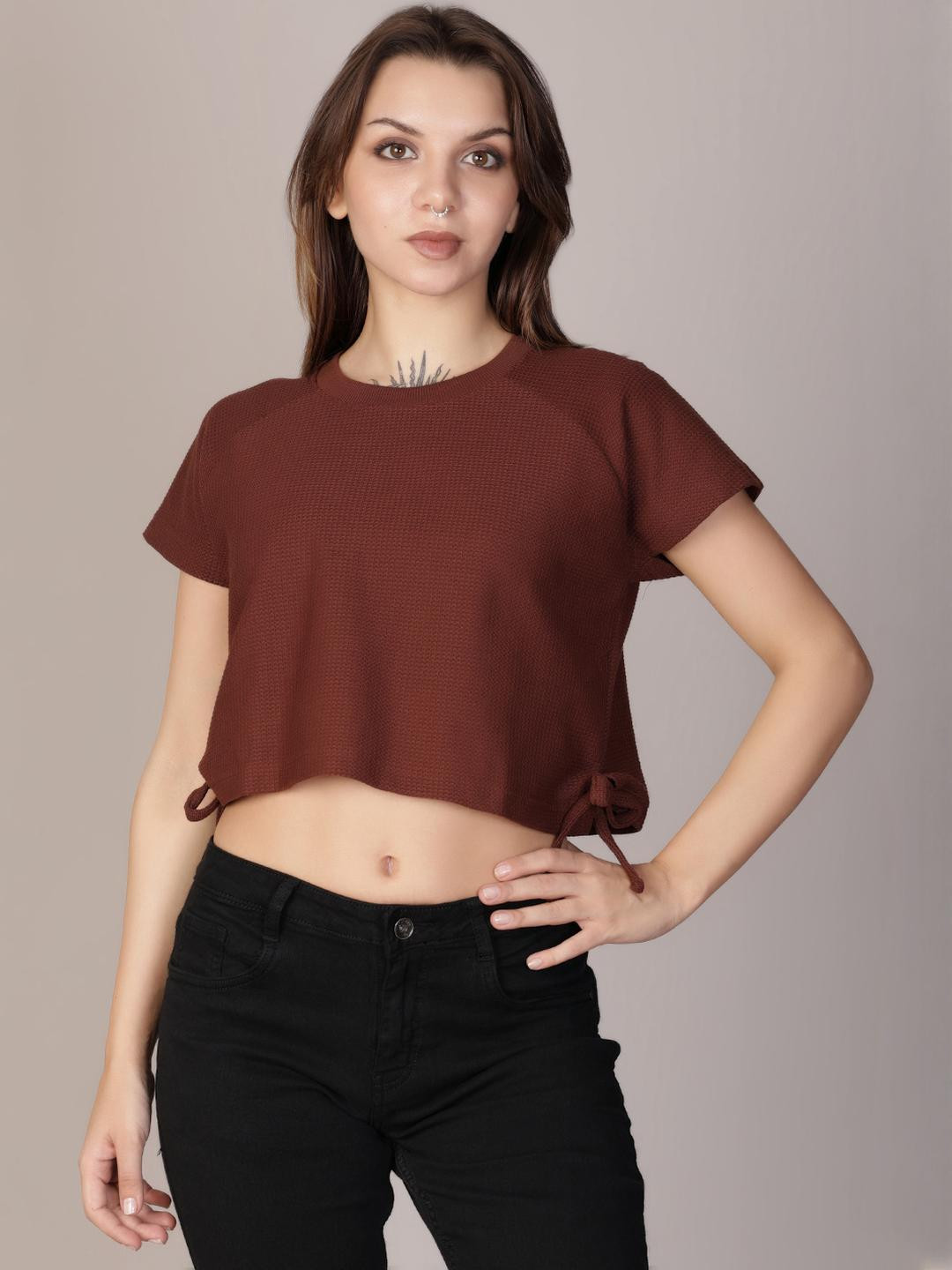 LIMEROAD Women Western Solid Polyester Crop Neck Top