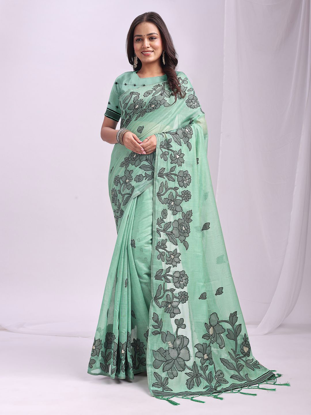 Pandadi Saree Floral Linen Blend Designer Sarees