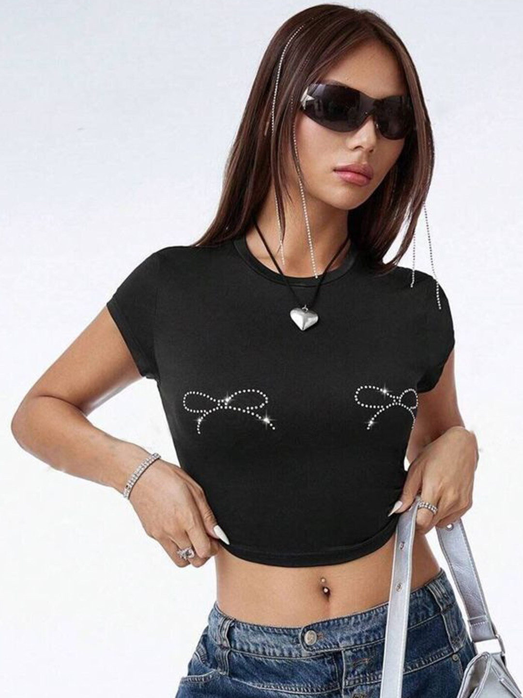LULU & SKY Women Bow Print Round Neck Slim Fit T-shirt