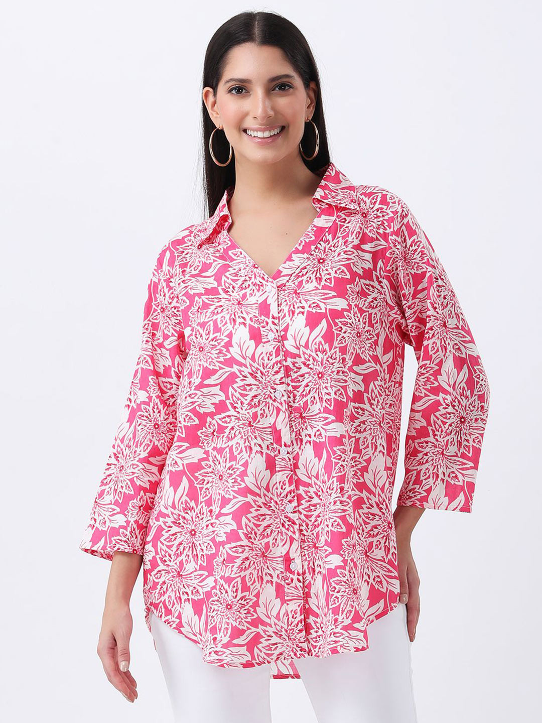 Qurvii Floral Printed Classic V-neck Collar Cotton Shirt