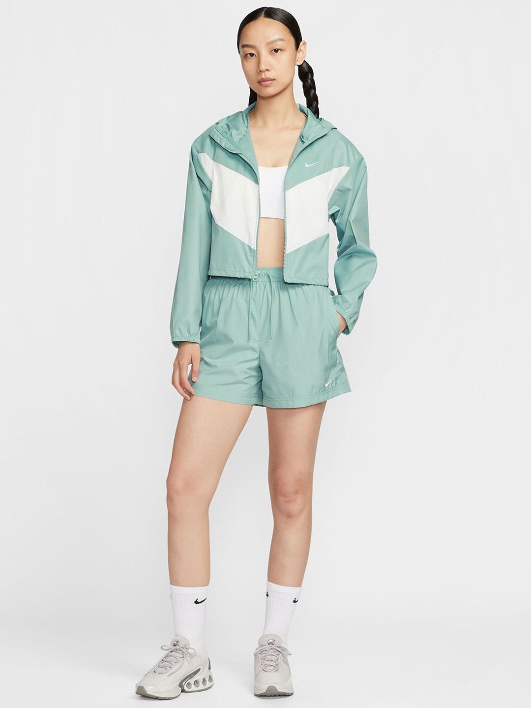 Nike Women Sportswear Windrunner Loose Woven Hooded Jacket