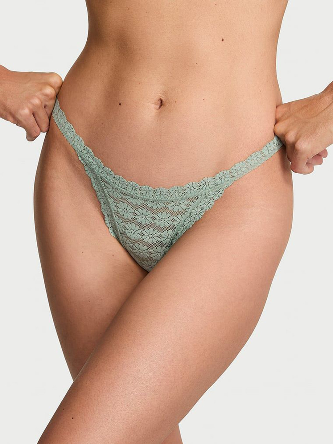 Victoria's Secret Lacie Daisy Lace String Low-Rise Basic Briefs 1126313446K1