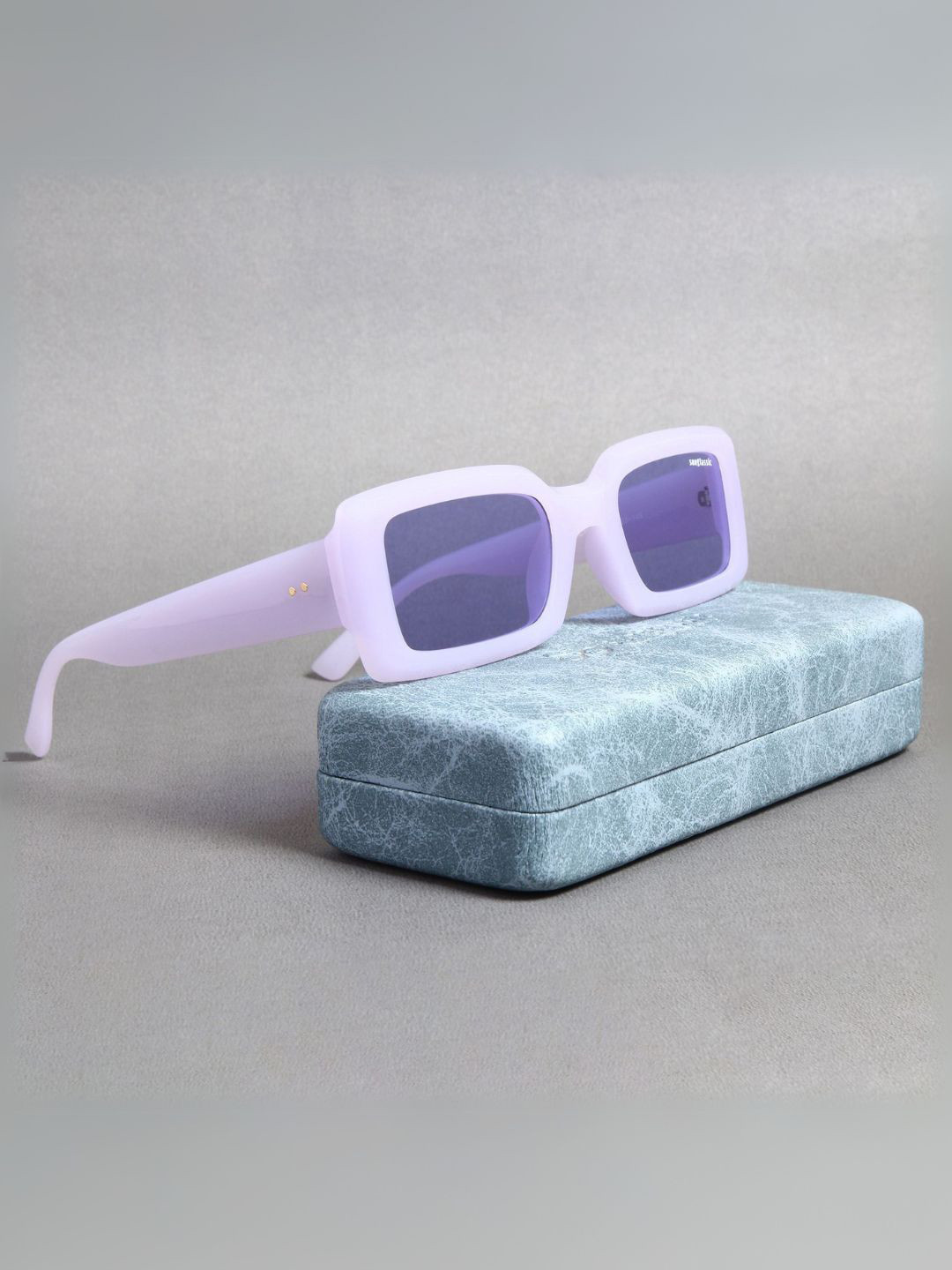 SUNGLASSIC Unisex Purple Rectangle Sunglasses with Polarised and UV Protected Lens