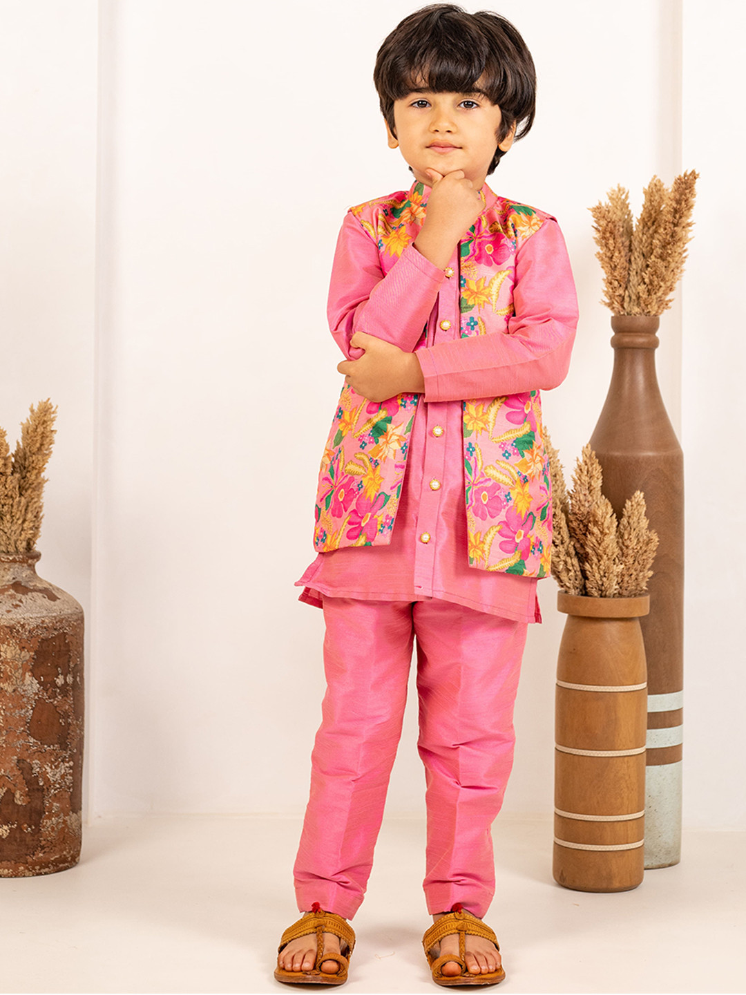 Jilmil Boys Mandarin Collar Straight Kurta With Trousers And Koti