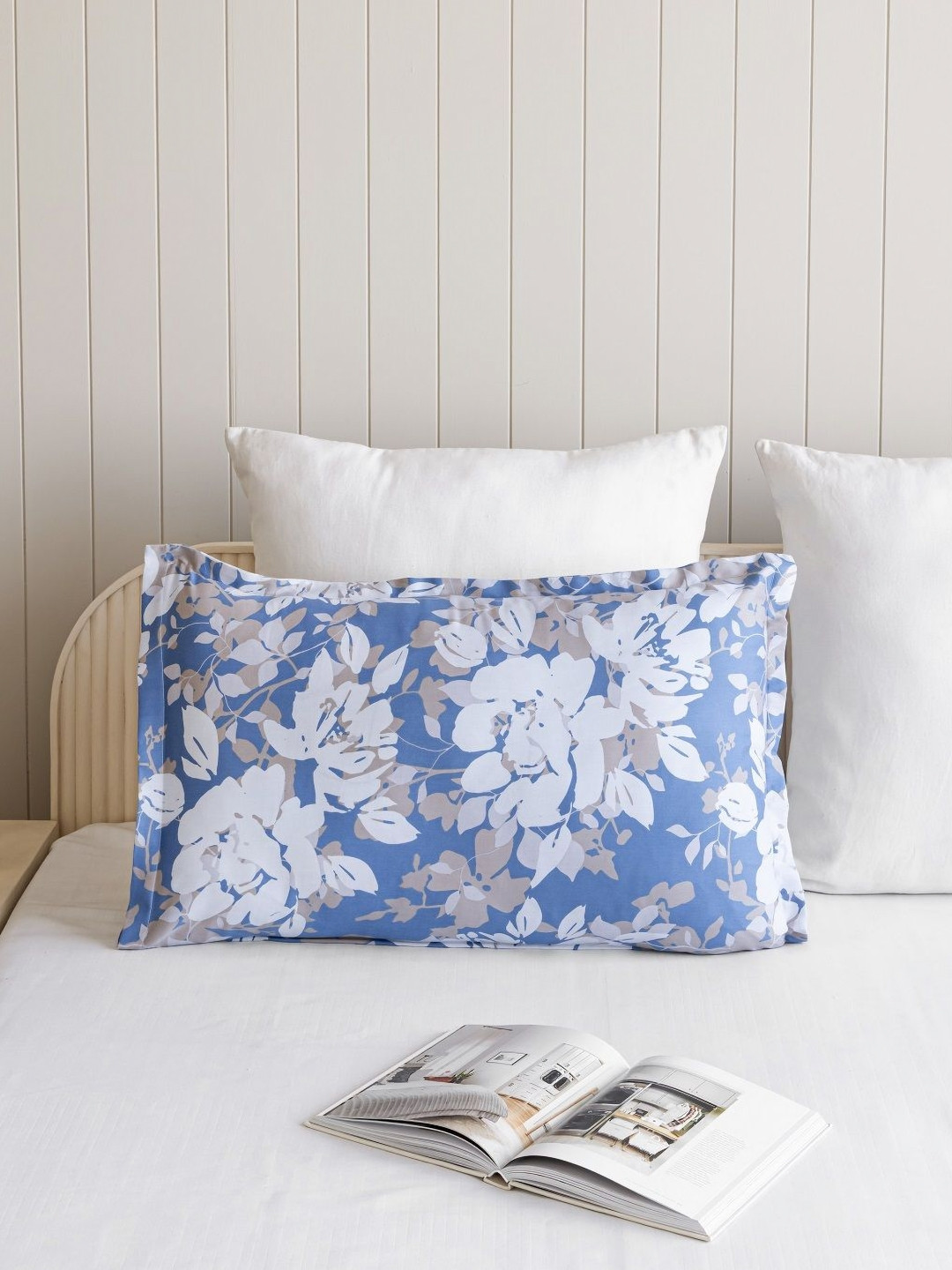 HOMEMONDE Blossom Haze White & Blue Printed Pure Cotton 210 TC Rectangle Pillow Cover