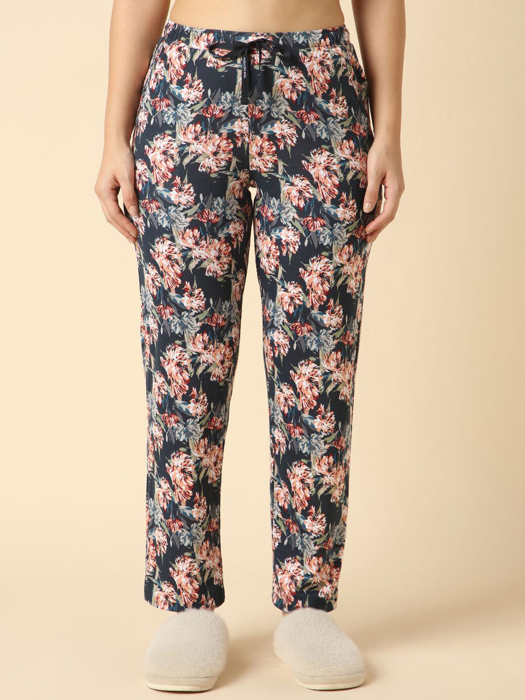 Van Heusen Women Cotton Printed Functional Pocket Lounge Pyjama