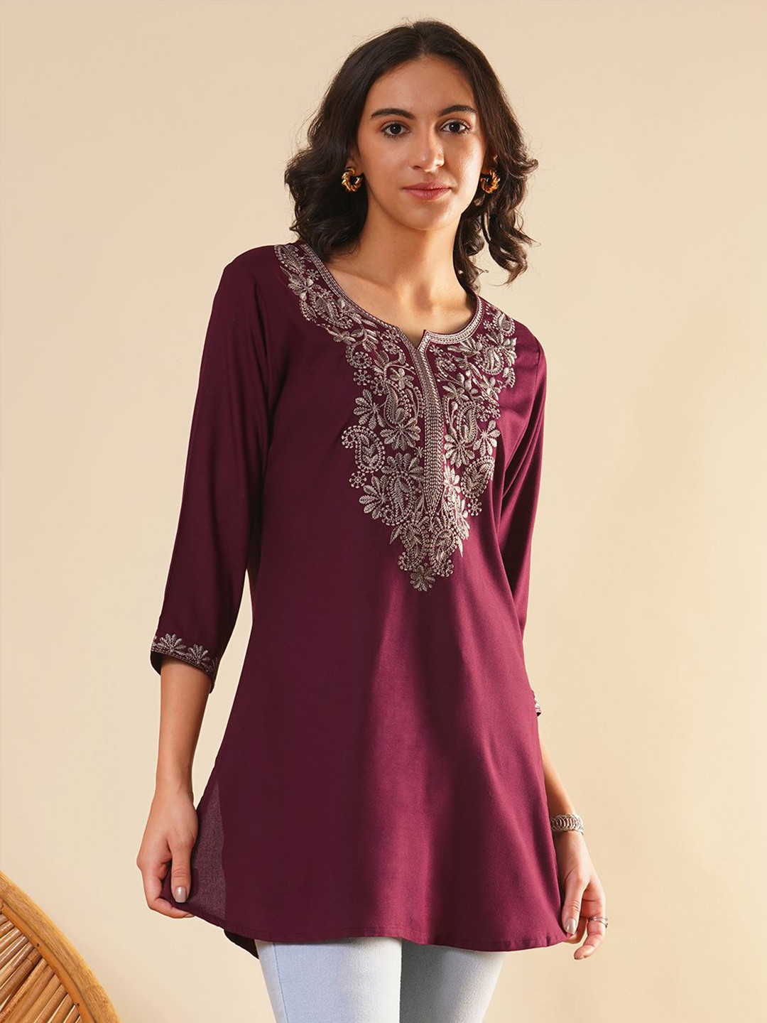 ZOLA Women Ethnic Motifs Embroidered Round Neckline Comfort Fit Kuri