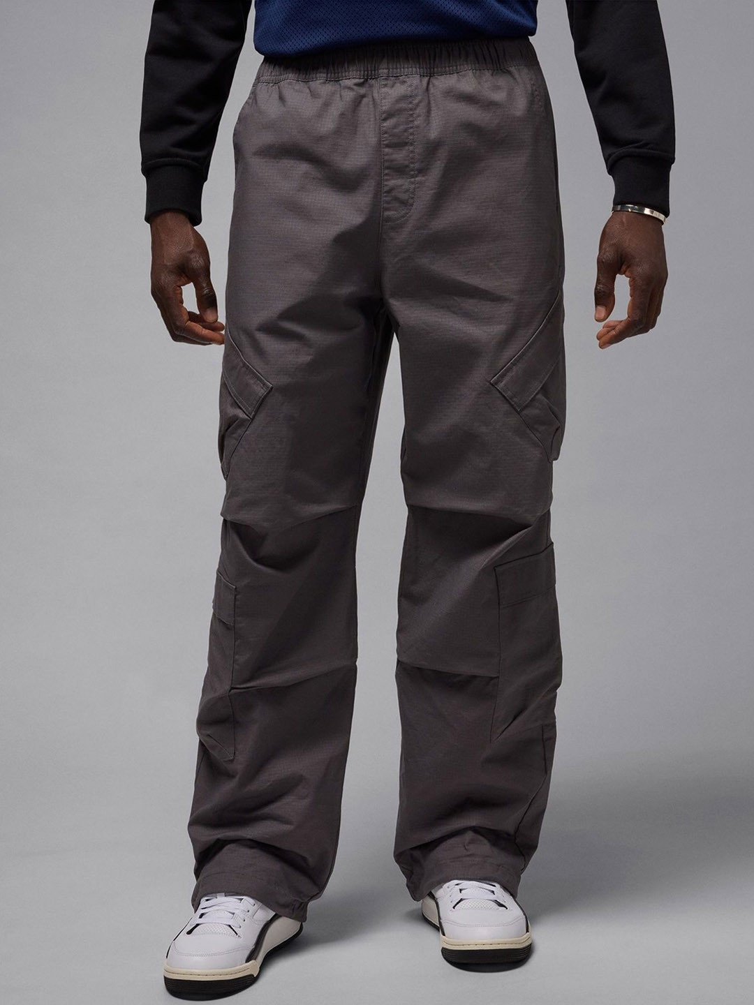 Nike Men's Loose Fit Mid-Rise Jordan Flight Utility Pants