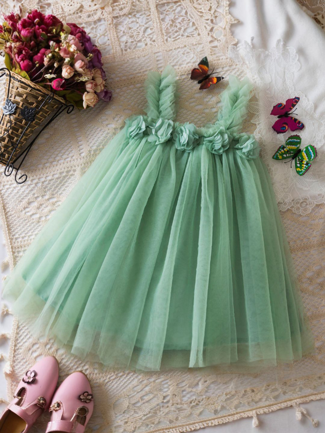 INCLUD Girls Flowers Appliqued Sleeveless Tulle Overlay A-line Dress