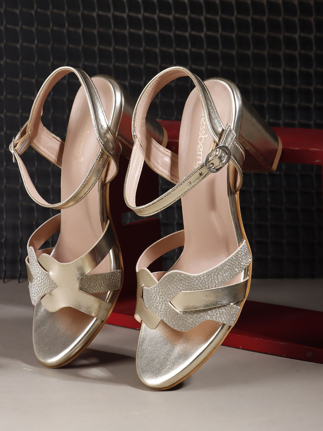 DressBerry Women Textured Party Metallic Block Heel Sandals