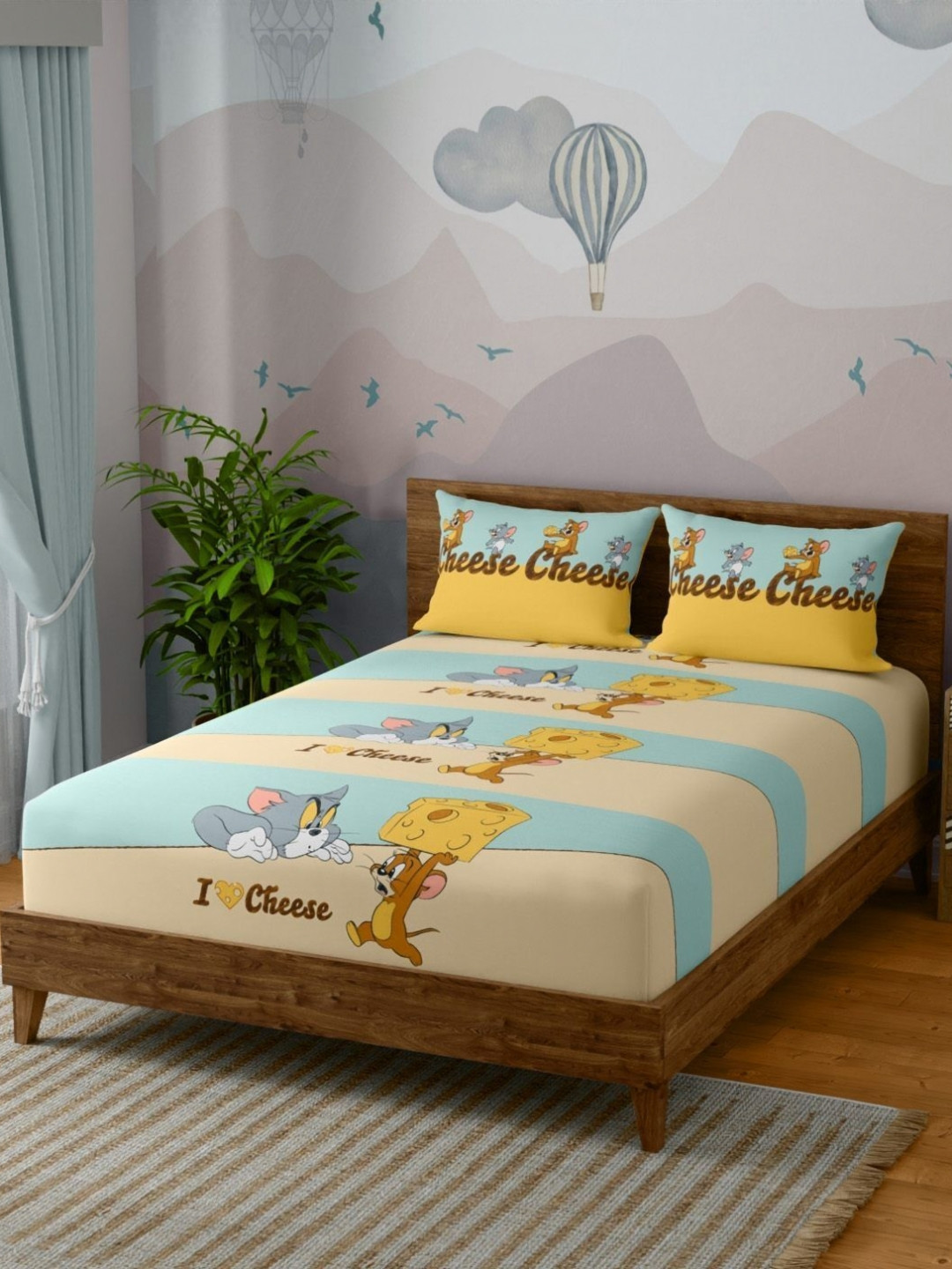 STELLAR HOME Tom & Jerry Blue & Yellow Printed 144 TC Queen Bedsheet Set 2.24 m x 2.54 m