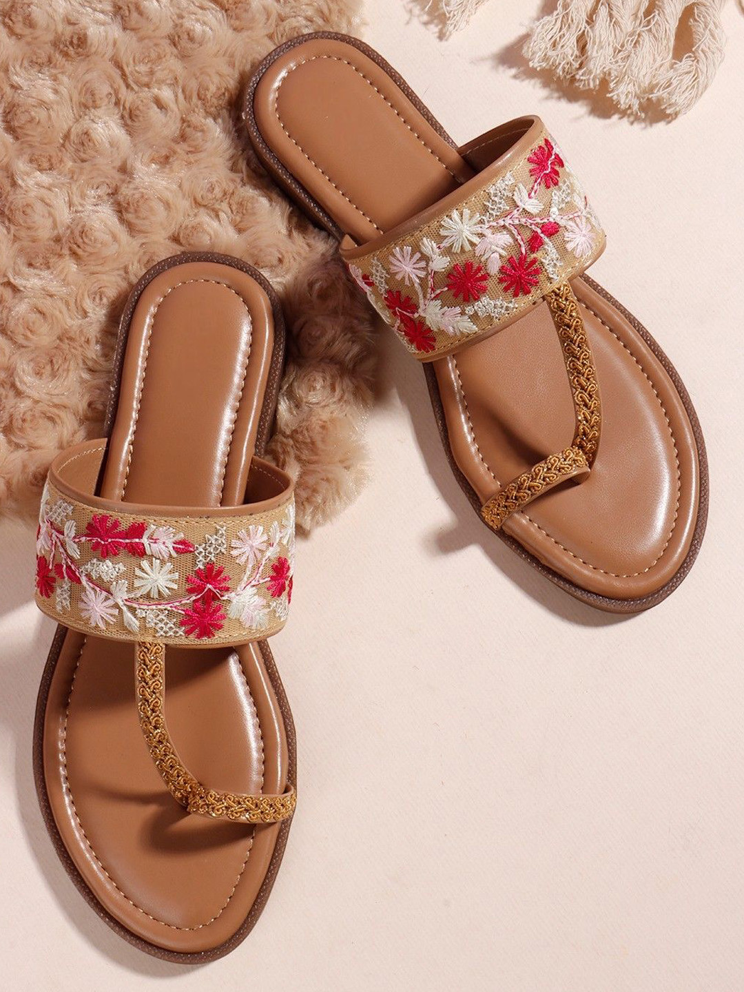 SUKUN Women Woven Design Ethnic One Toe Flats