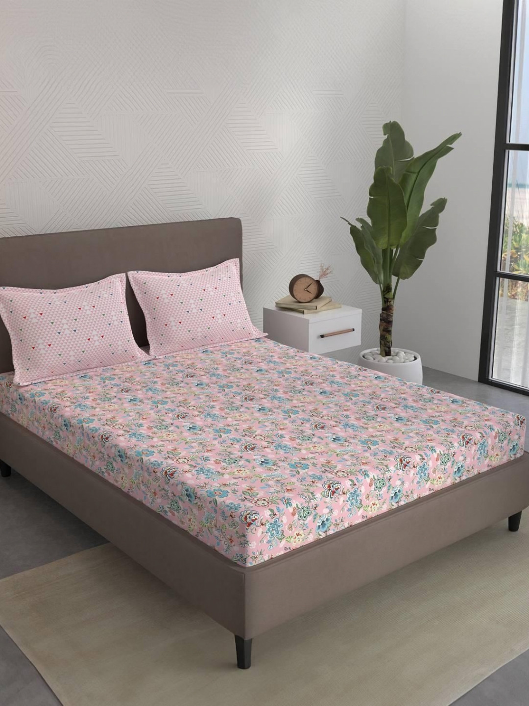 STELLAR HOME Marigold Pink & Blue Floral Printed 104 TC Queen Bedsheet Set 2.24 M X 2.74 M