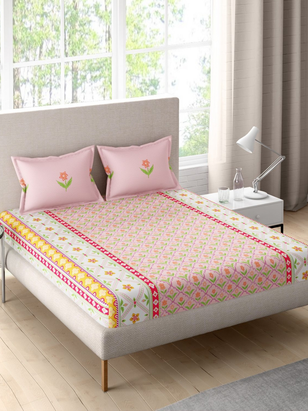 Portico Multicoloured Floral 144 TC Queen Bedsheet with 2 Pillow Covers