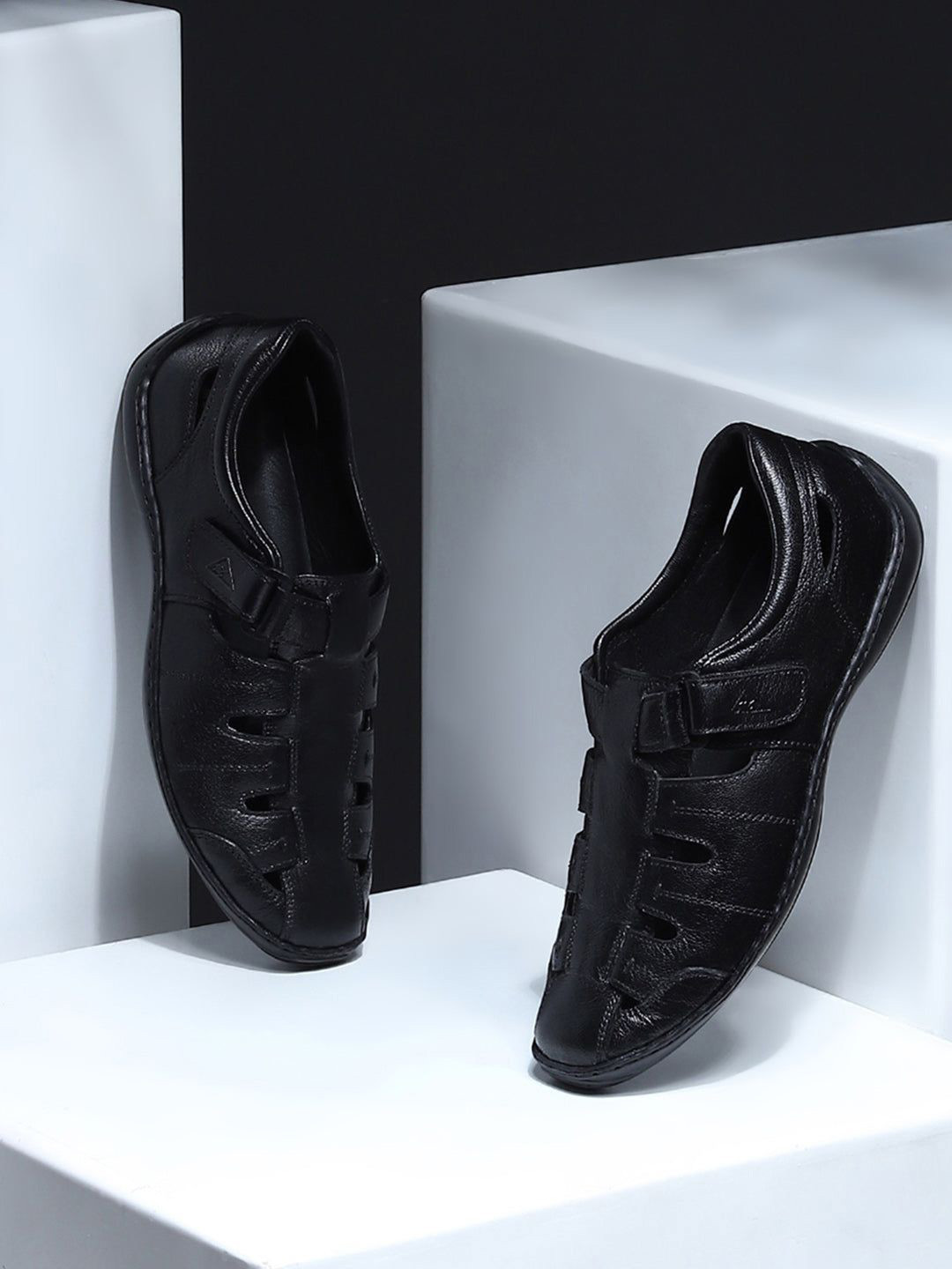 Monte Carlo Men Leather Shoe-Style Sandals