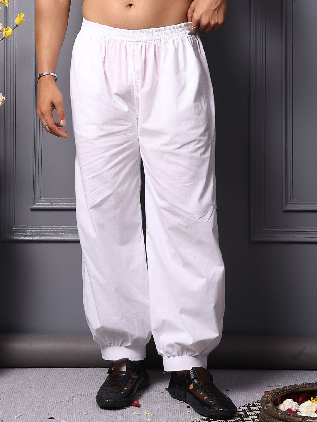MIDAV Cotton Mid-Rise Slim-Fit Pyjamas