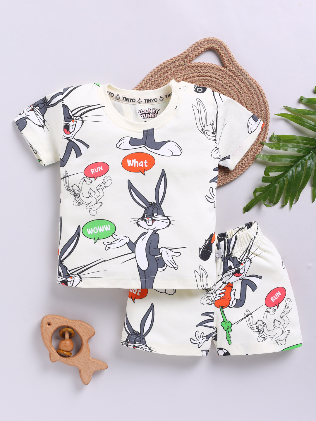 YK X Tinyo Infant Boys Looney Tunes Printed Pure Cotton T-shirt with Shorts