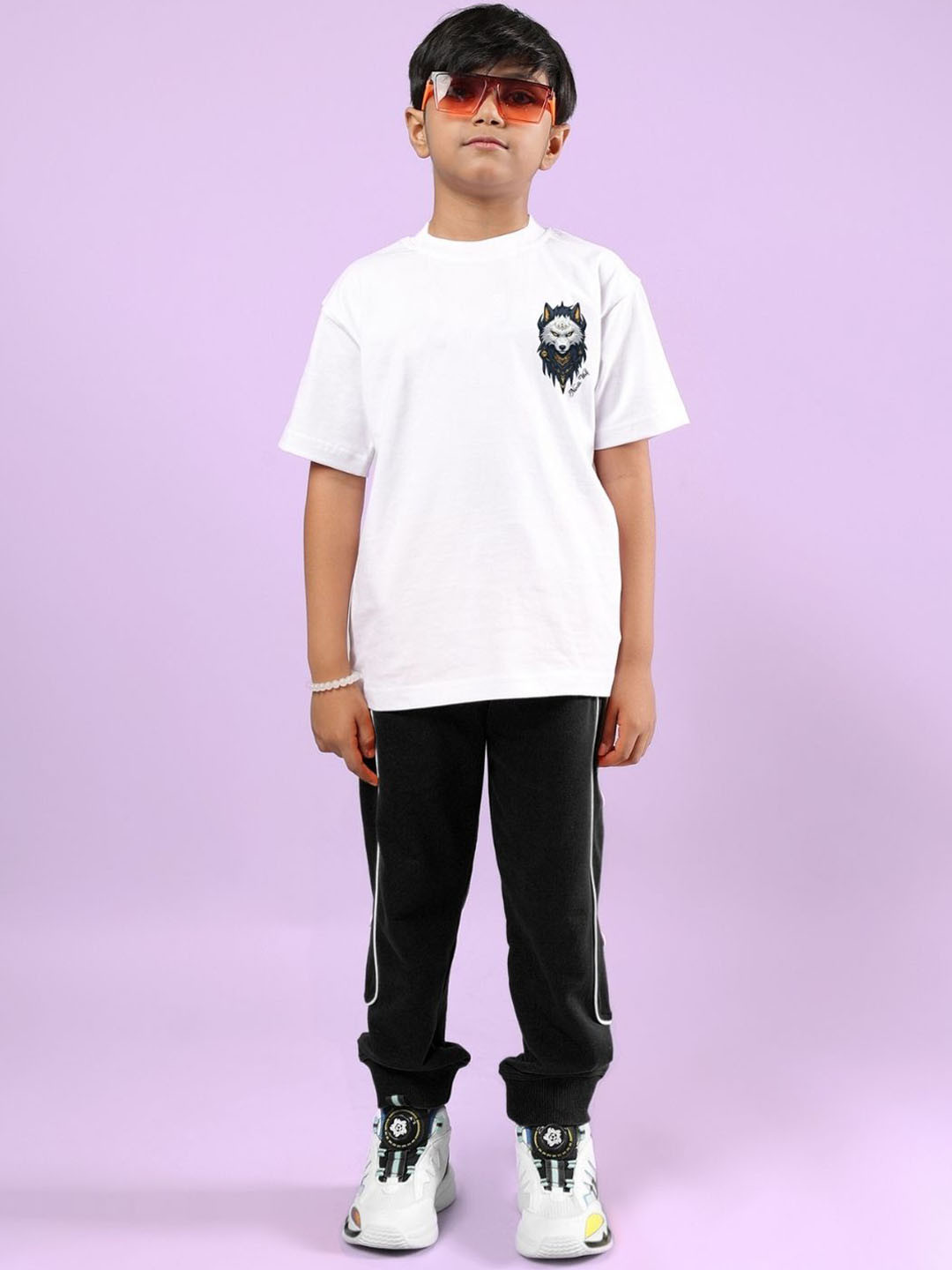 WEARDUDS Kids Nordic Wolf Printed T-shirt With Trousers