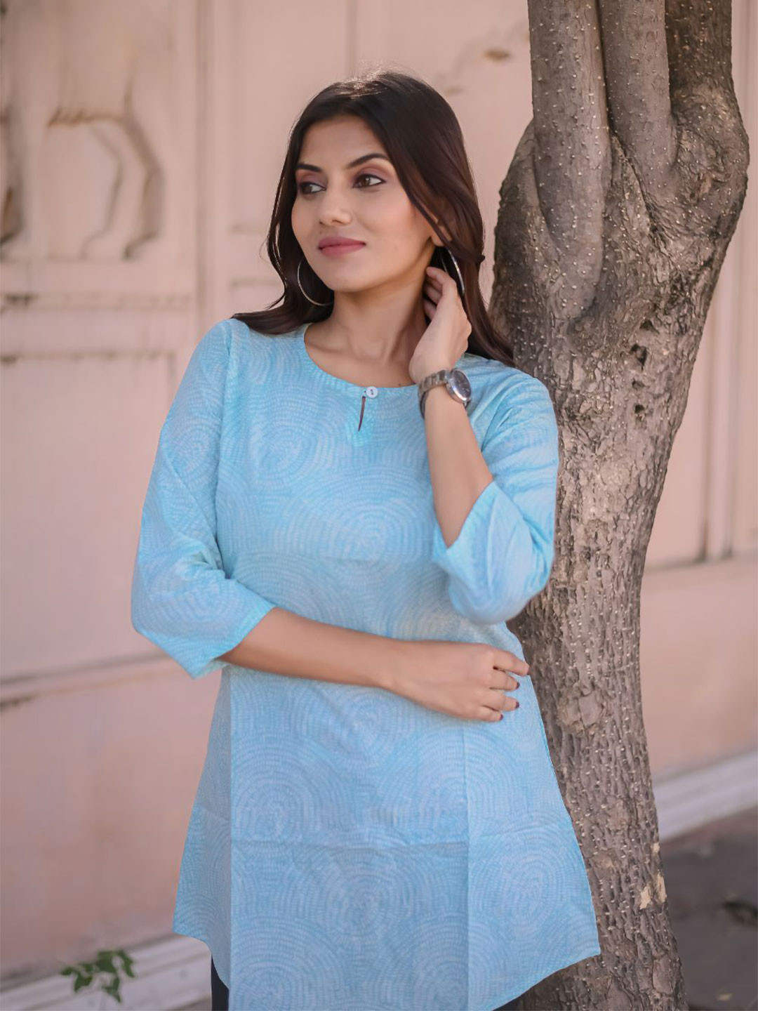 Vivika Women Printed Cotton Kurtis