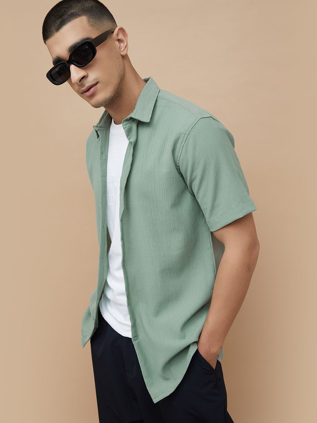 Forca Spread Collar Short Sleeves Shirt