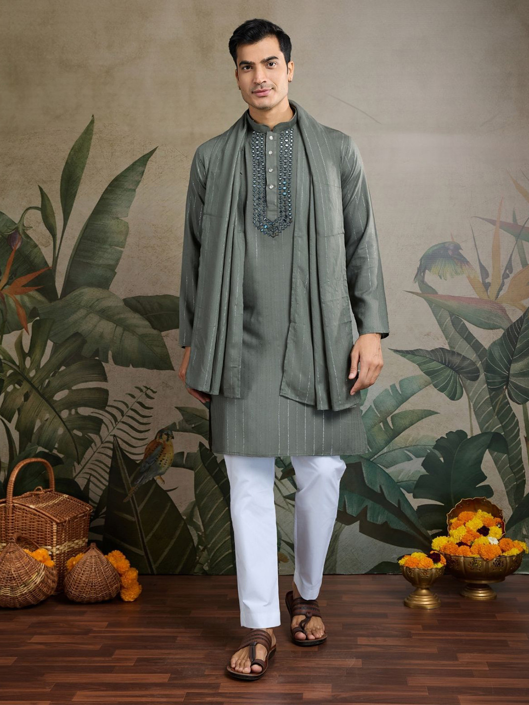 ODETTE Geometric Yoke Design Stitched Mirror Work Kurta