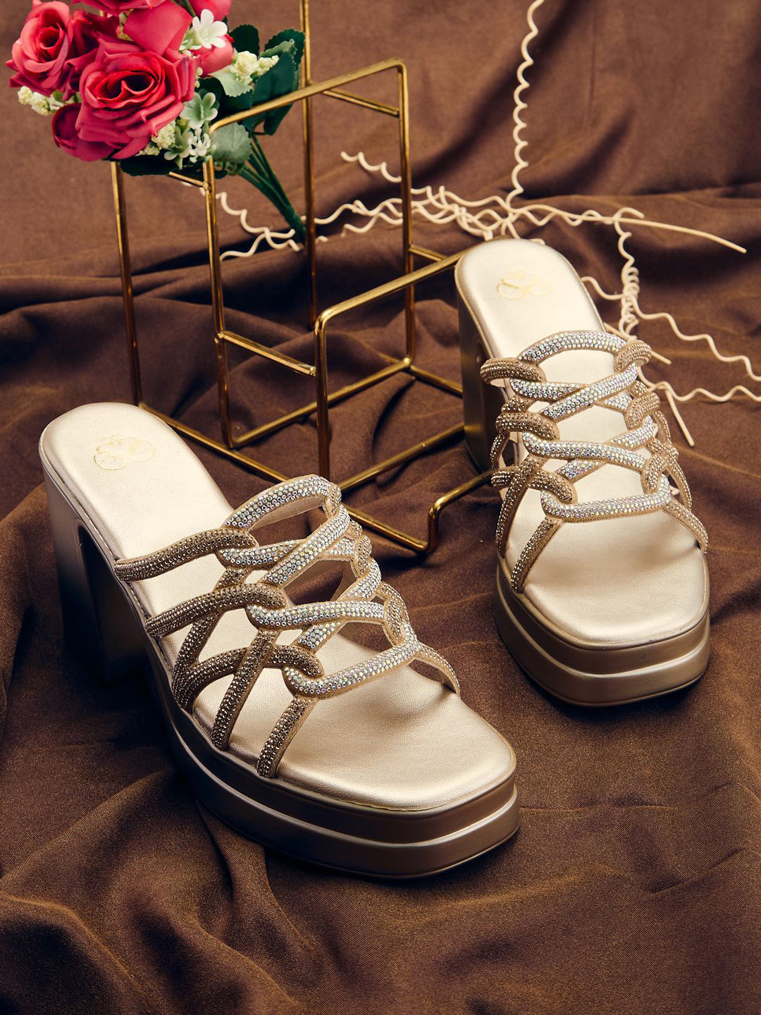 Sole To Soul Women Solid Square Toe Party Block Regular Sandals