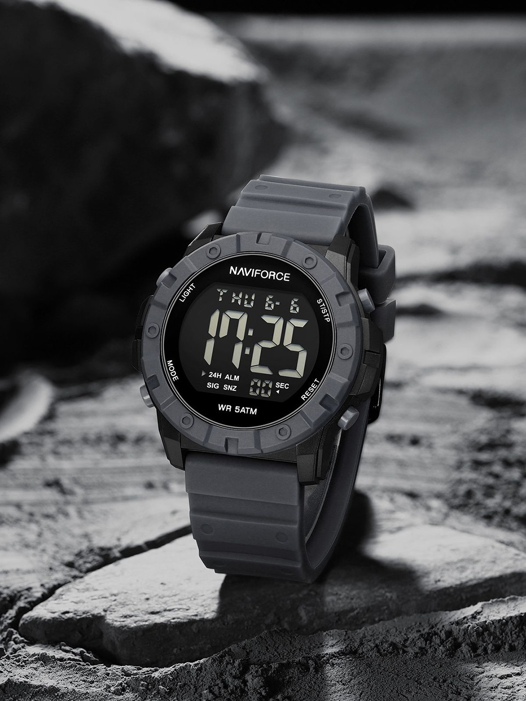 Naviforce Men Dial & Regular Straps Digital Watch NF7110_B GY GY