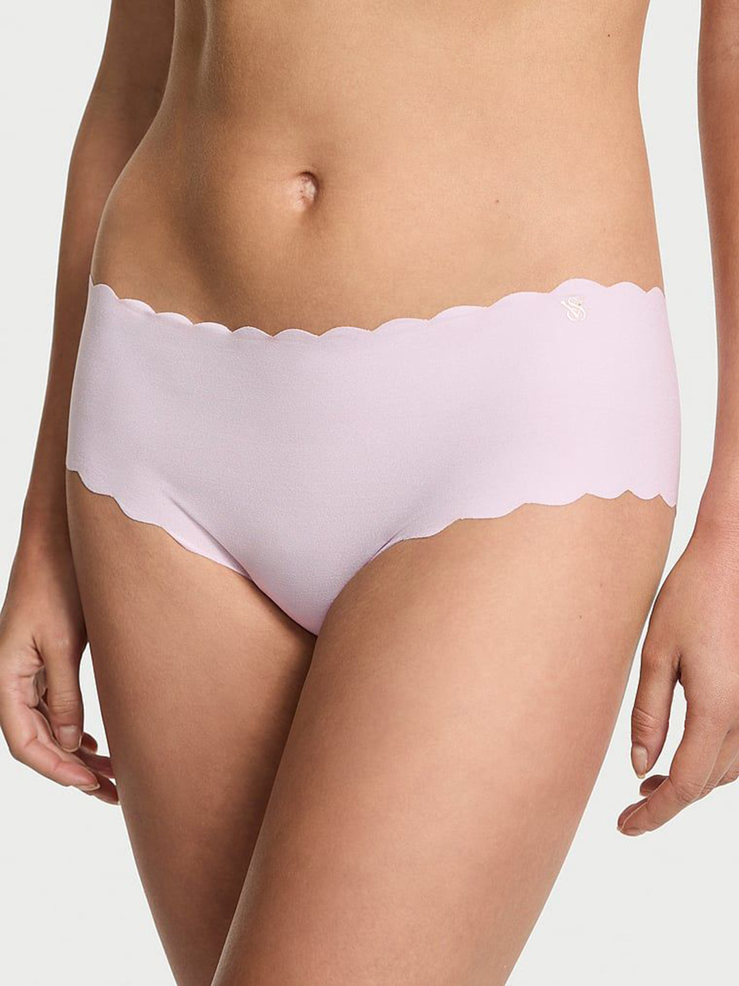 Victoria's Secret No-Show Scalloped  Cheeky Low-Rise Basic Brief 1126543314EV