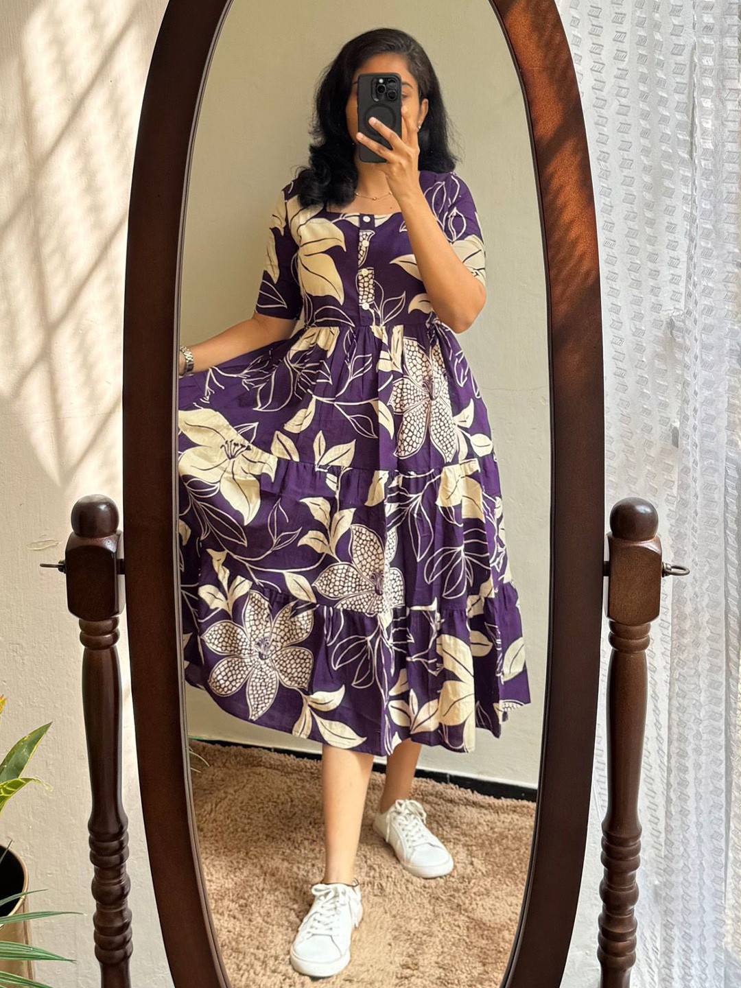 Light Daisy Women Floral Printed Fit & Flare Midi Dress