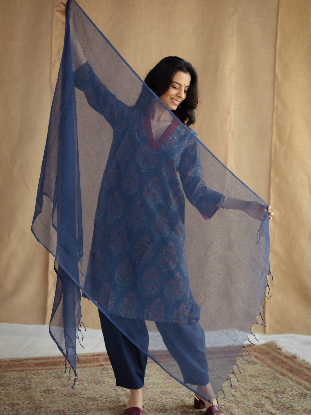 THE INDIAN ETHNIC CO Kota Doria Cotton Dupatta