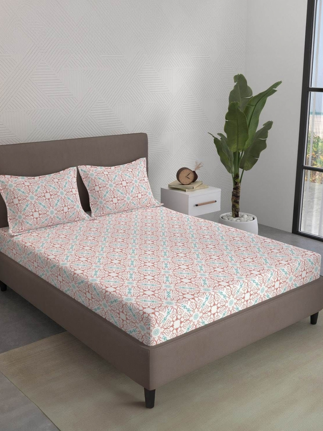 STELLAR HOME Marigold Plus Pink & White Printed 104TC King Bedsheet Set 2.74 m x 2.74 m