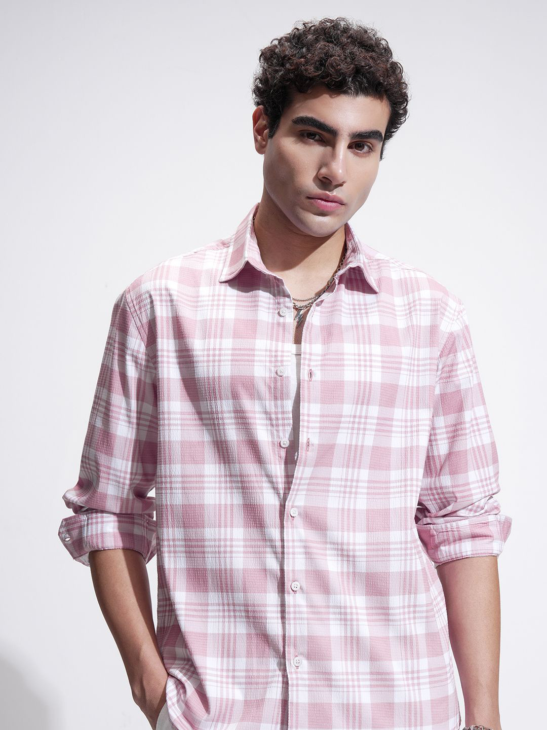 HIGHLANDER Checked Cutaway Collar Long Sleeves Relaxed Fit Casual Shirt