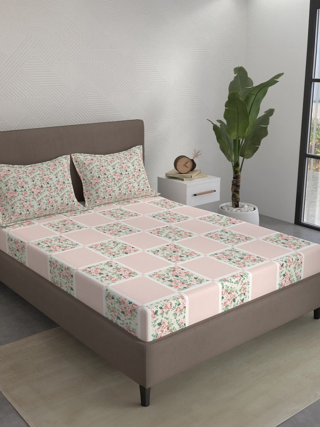 STELLAR HOME Marigold Peach 104 TC Skin-Friendly Queen Bedsheet Set 2.24 m x 2.74 m