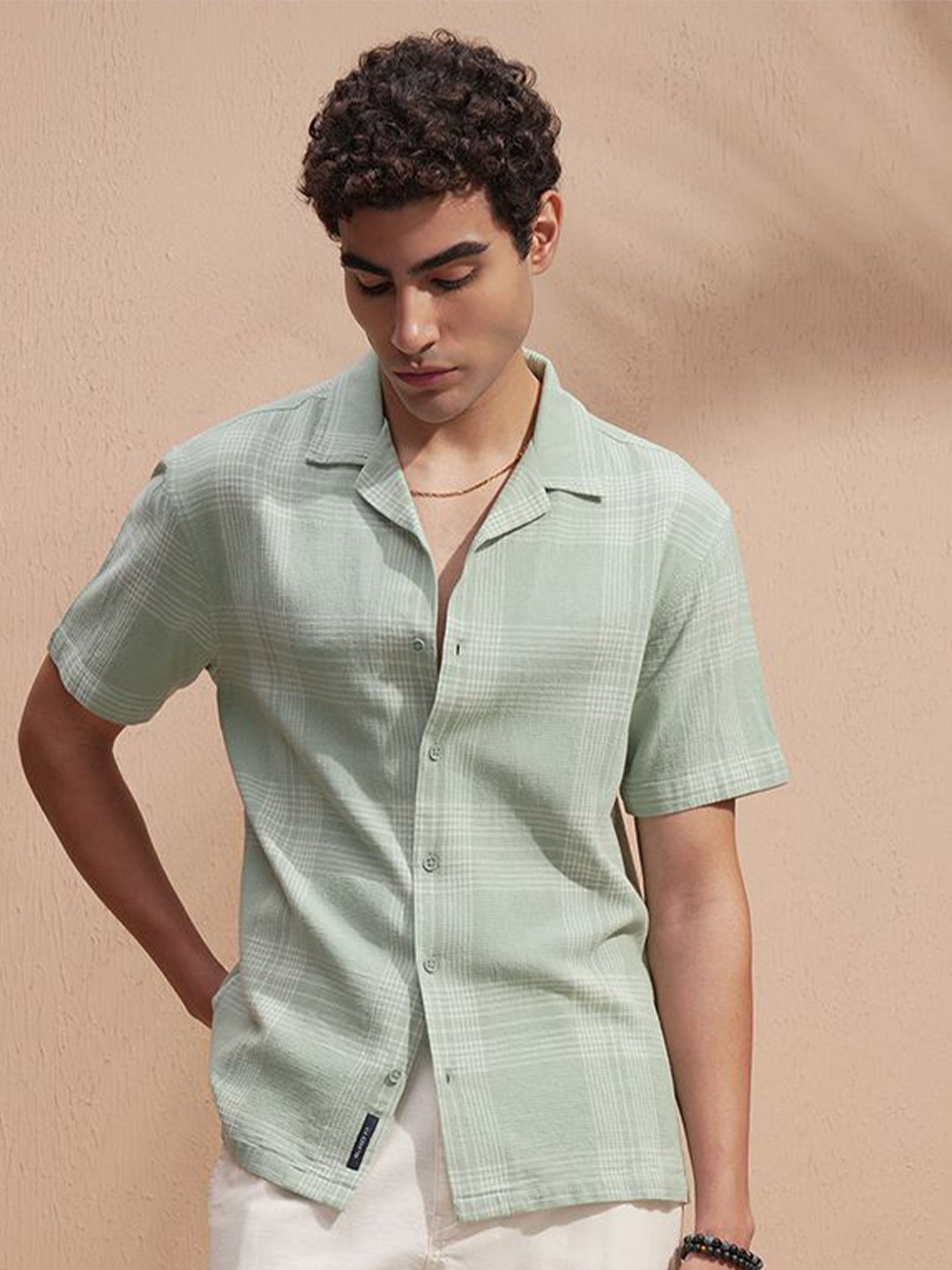 HIGHLANDER Checked Spread Collar Short Sleeves Casual Cotton Regular Fit Shirt