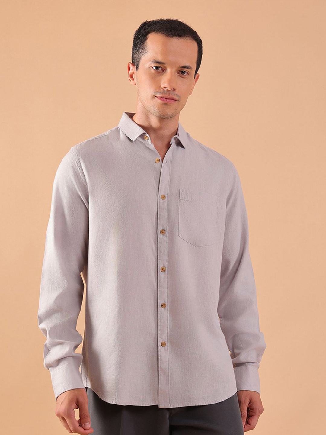HangerLoop Cutaway Collar Linen Shirt