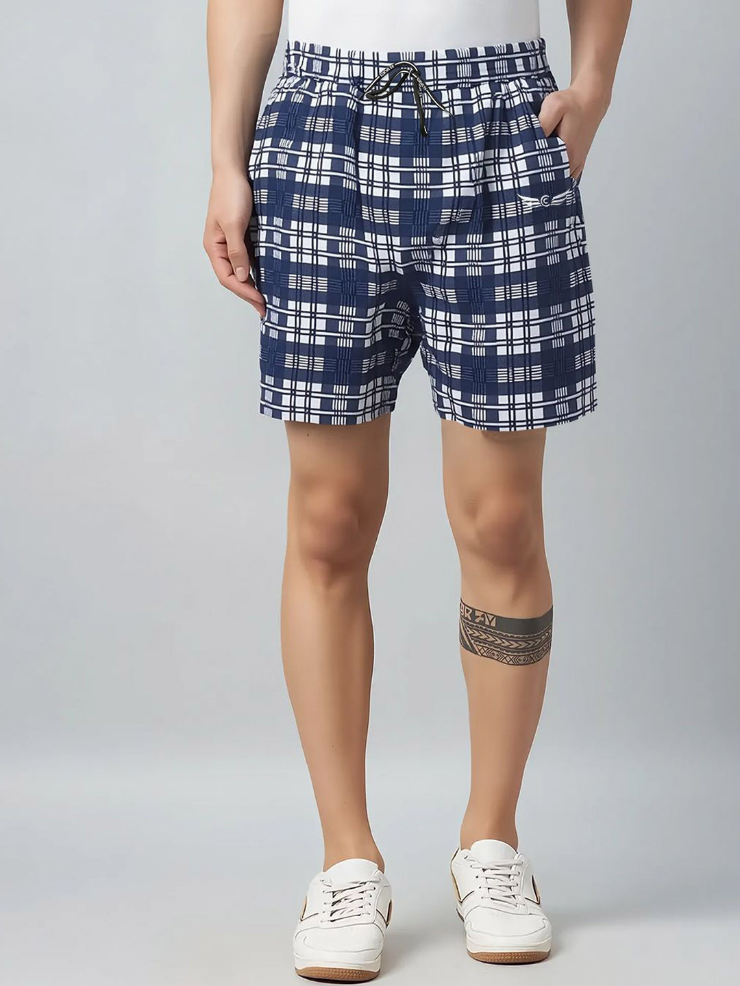 CHROME & CORAL Men Checked Regular Fit Shorts