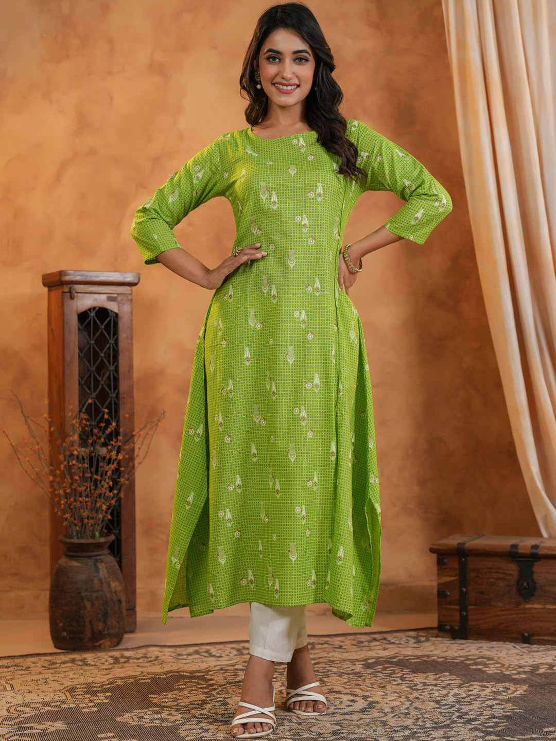 Span Women Ethnic Motifs Print  Regular Pure Cotton Kurta with Trousers