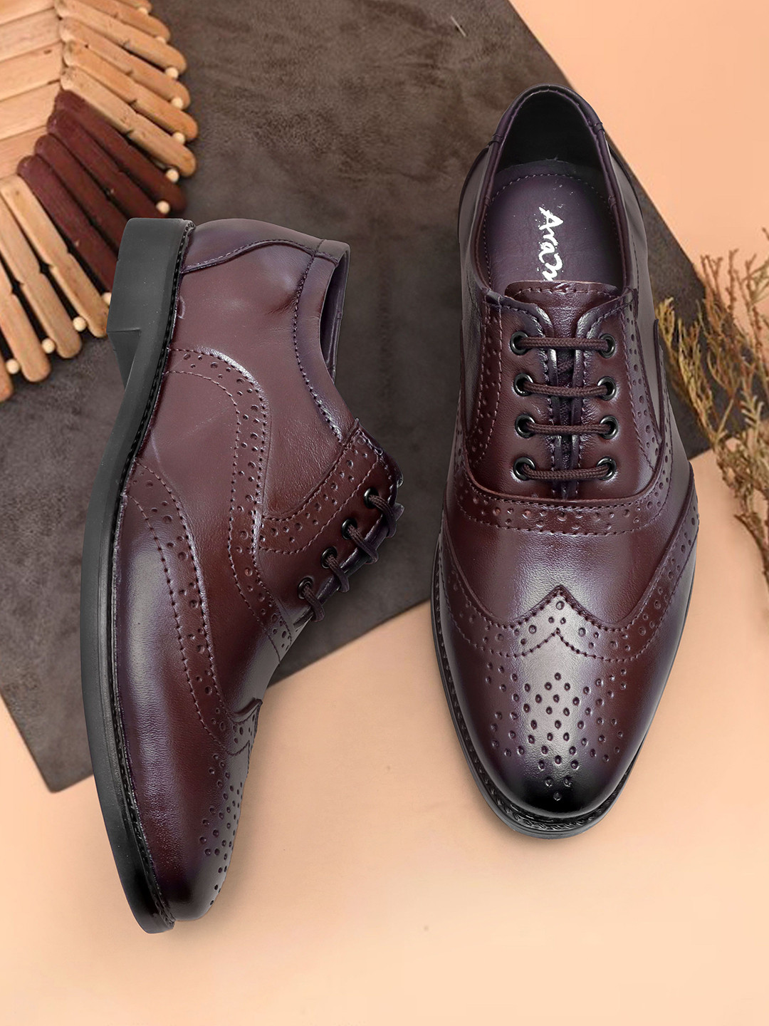 ARAMISH Men Leather Formal Oxfords