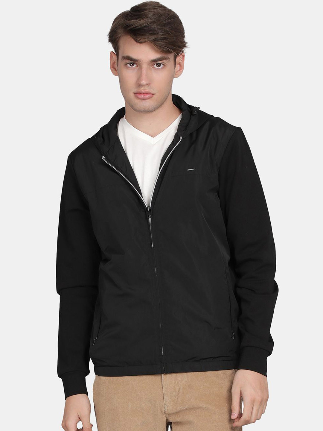 t-base Lightweight Cape Jacket