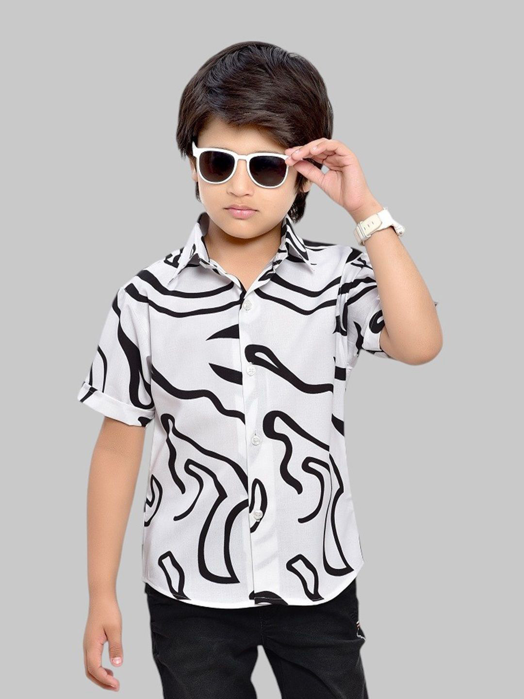 Club96 Boys Standard Fit Abstract Printed Spread Collar Cotton Casual Shirt