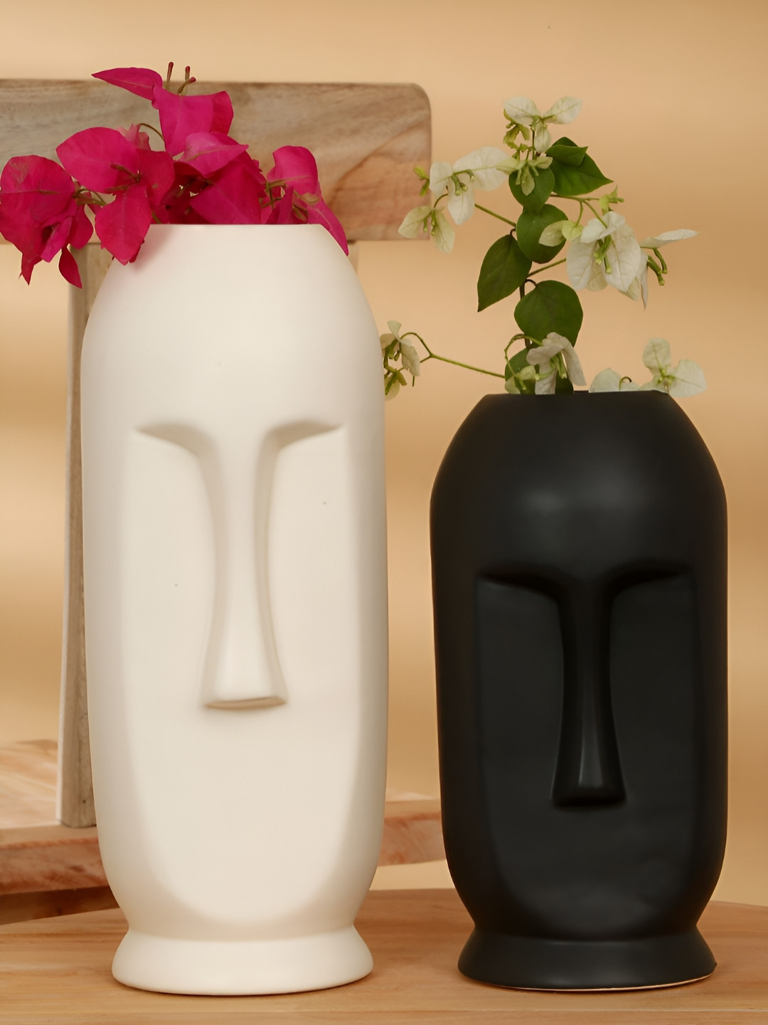 Arrabi 2-Pcs Black & White Textured Ceramic Stoneware MatteVase