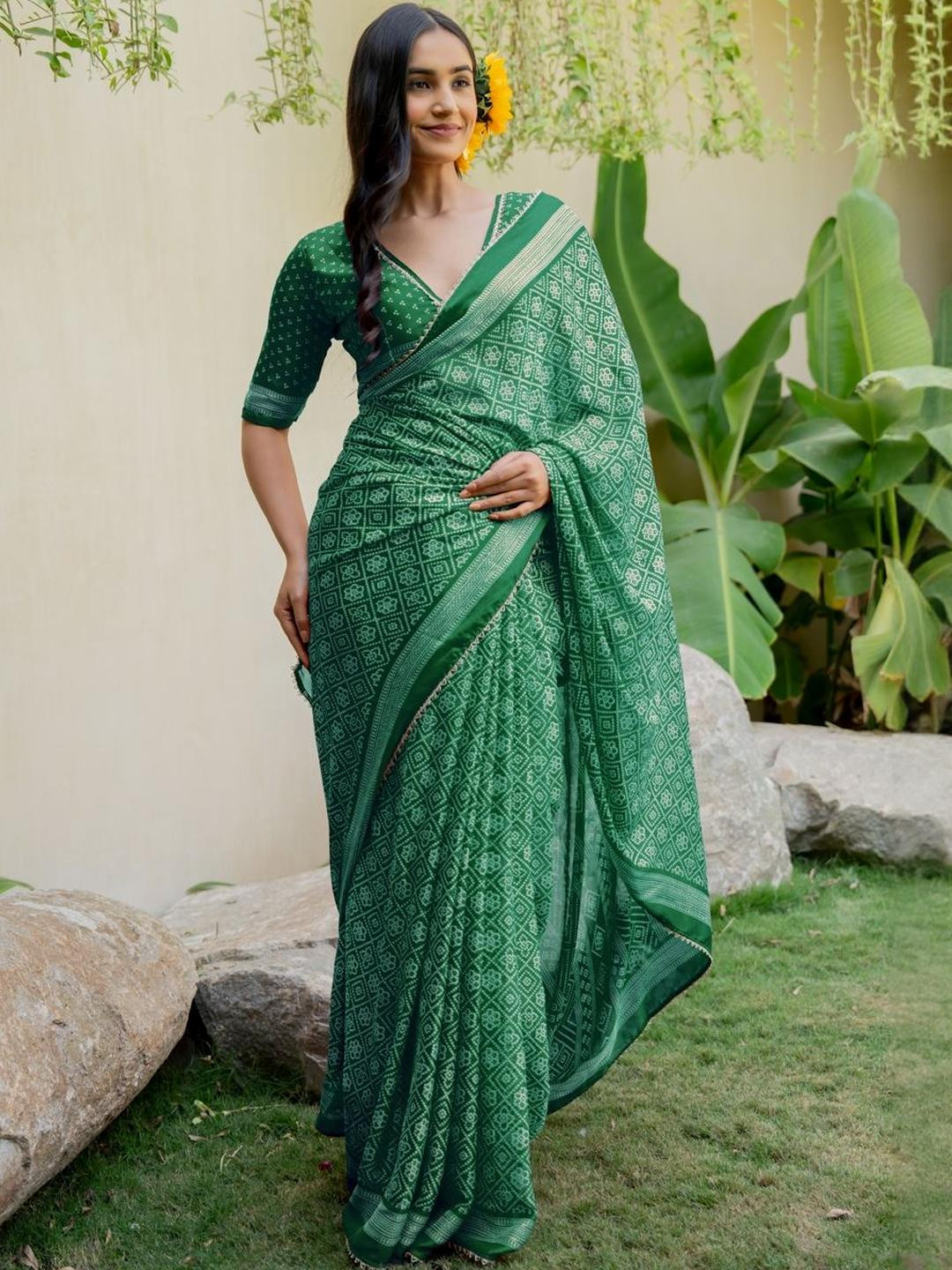 KALINI Checked Poly Chiffon Bandhani Saree