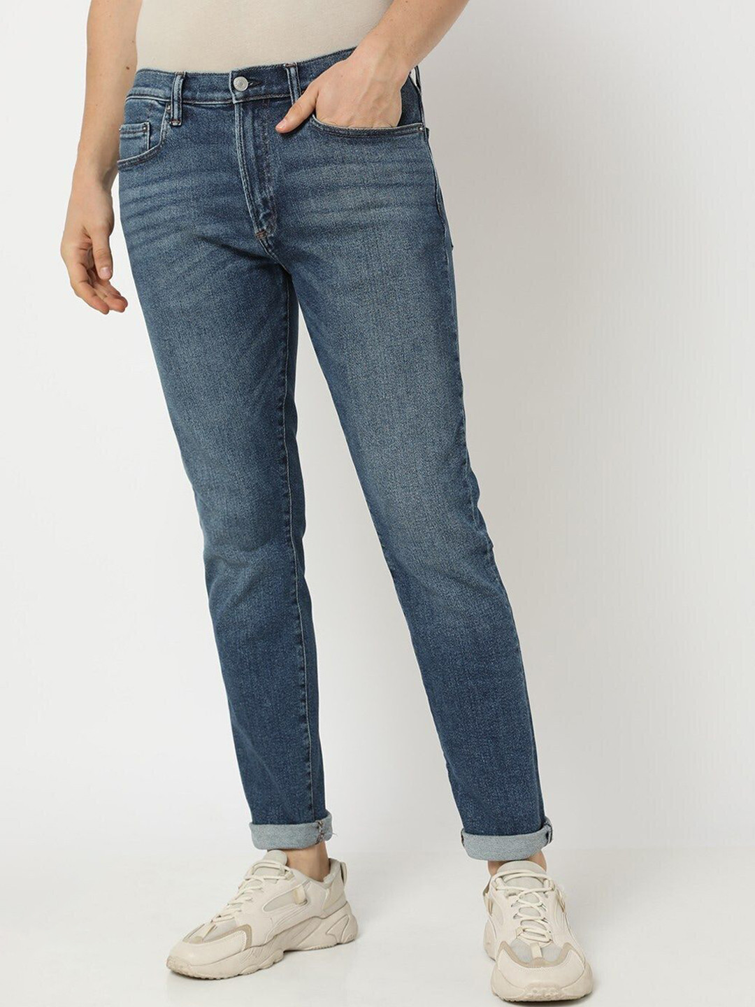 GAP Men Lightly Washed Skinny Fit Mid-Rise Jeans