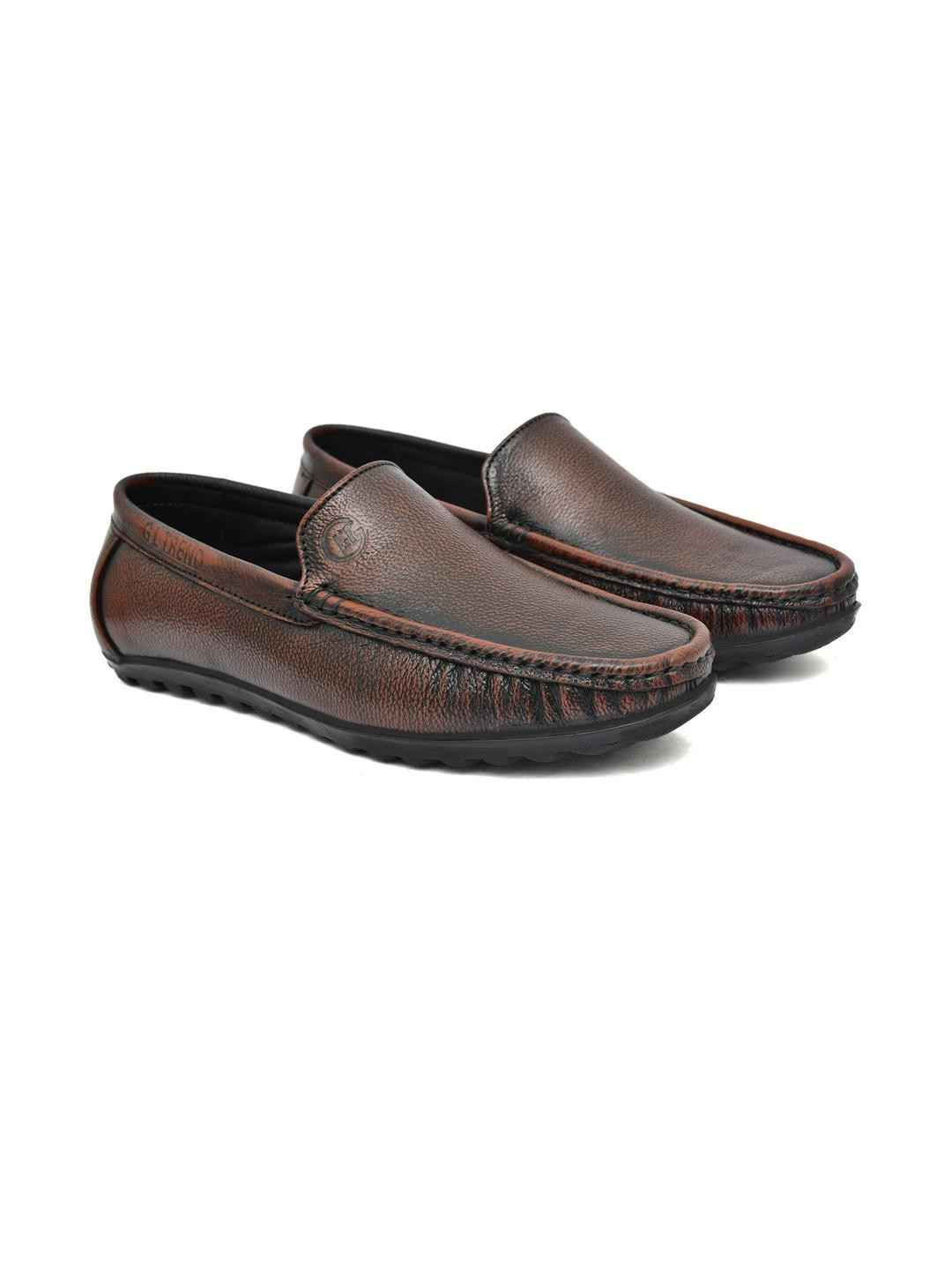 G L Trend Men Woven Design Leather Loafers