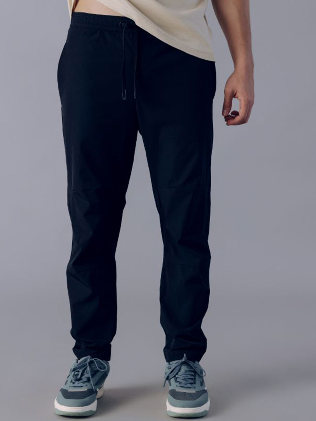FILA Men Mid-Rise Track Pants