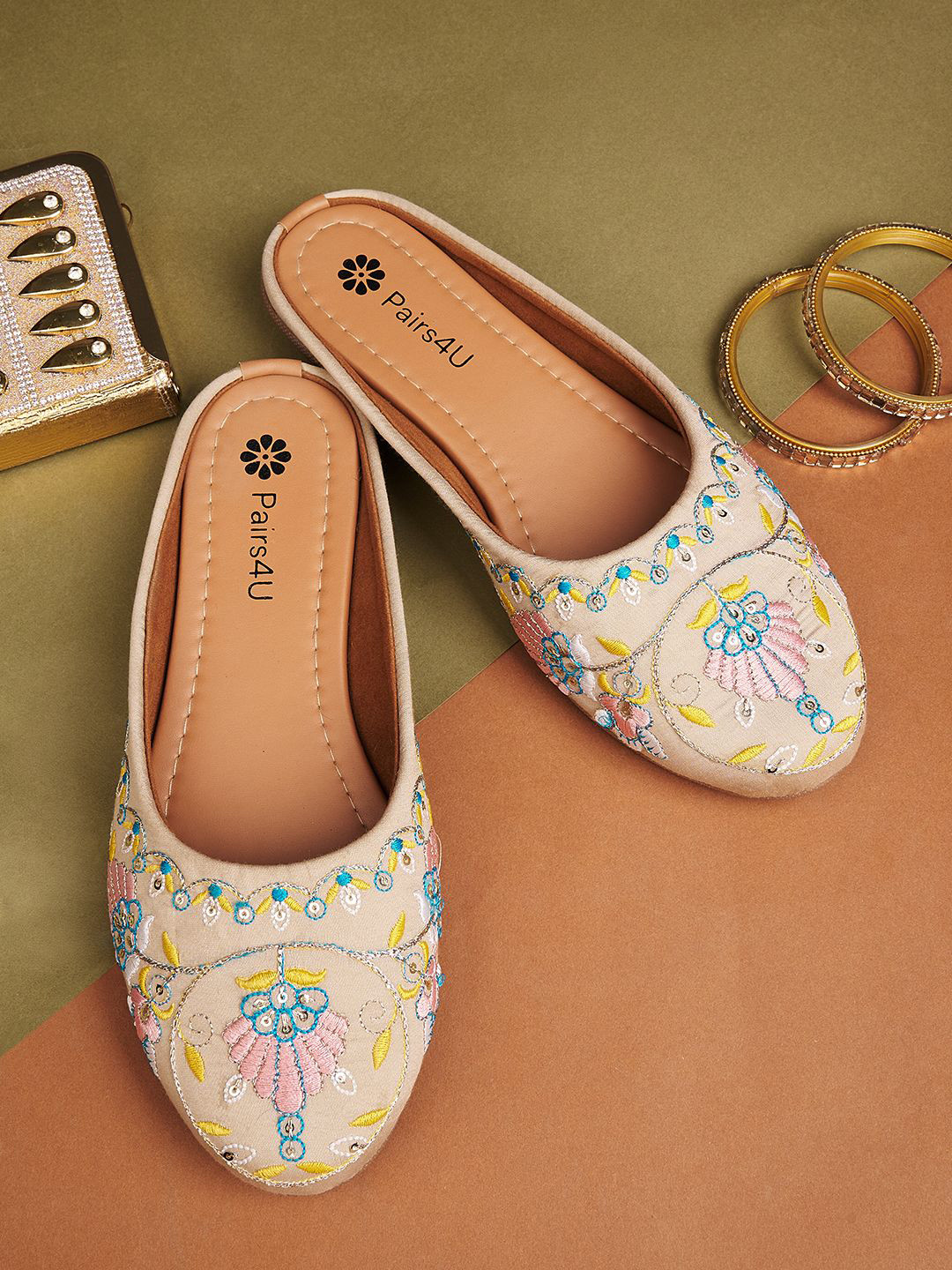Pairs4U Women Embellished Canvas Mojaris Flats