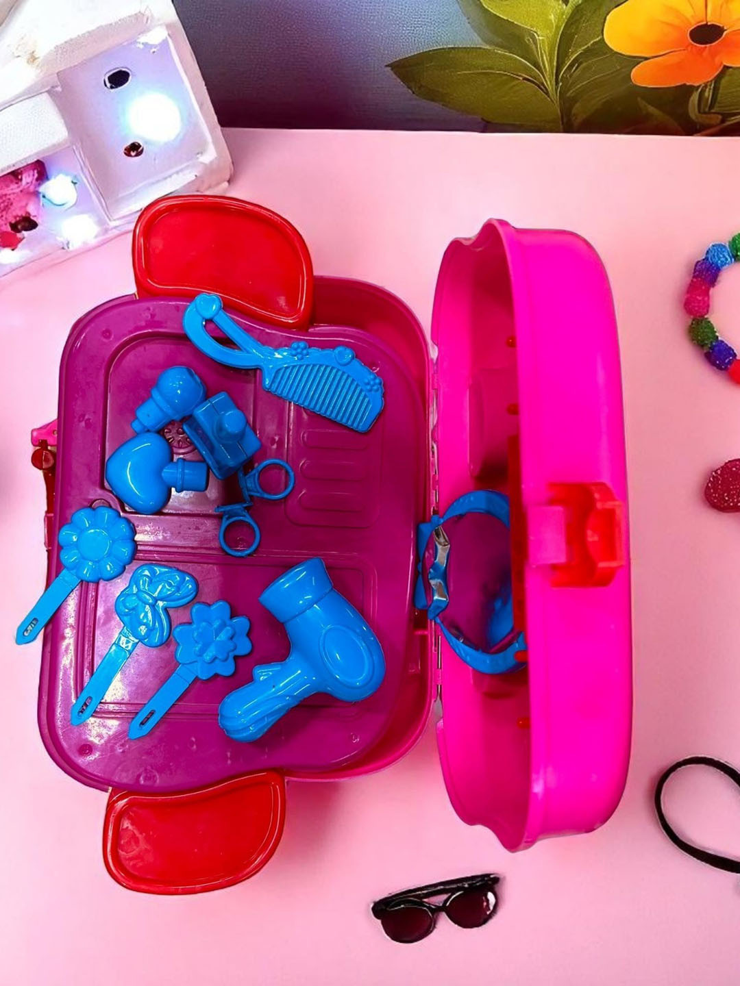 PLANET of Toys Kids Beauty Set with Portable Wheel Briefcase