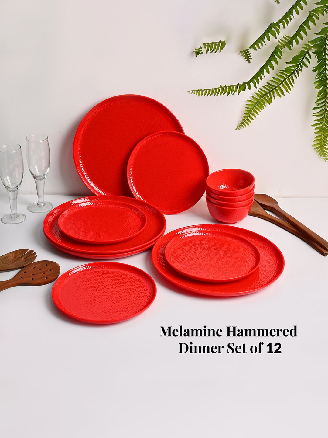 MARKET99  Unisex Red Hammered Melamine Easy to Clean 12-Piece Dinner Set