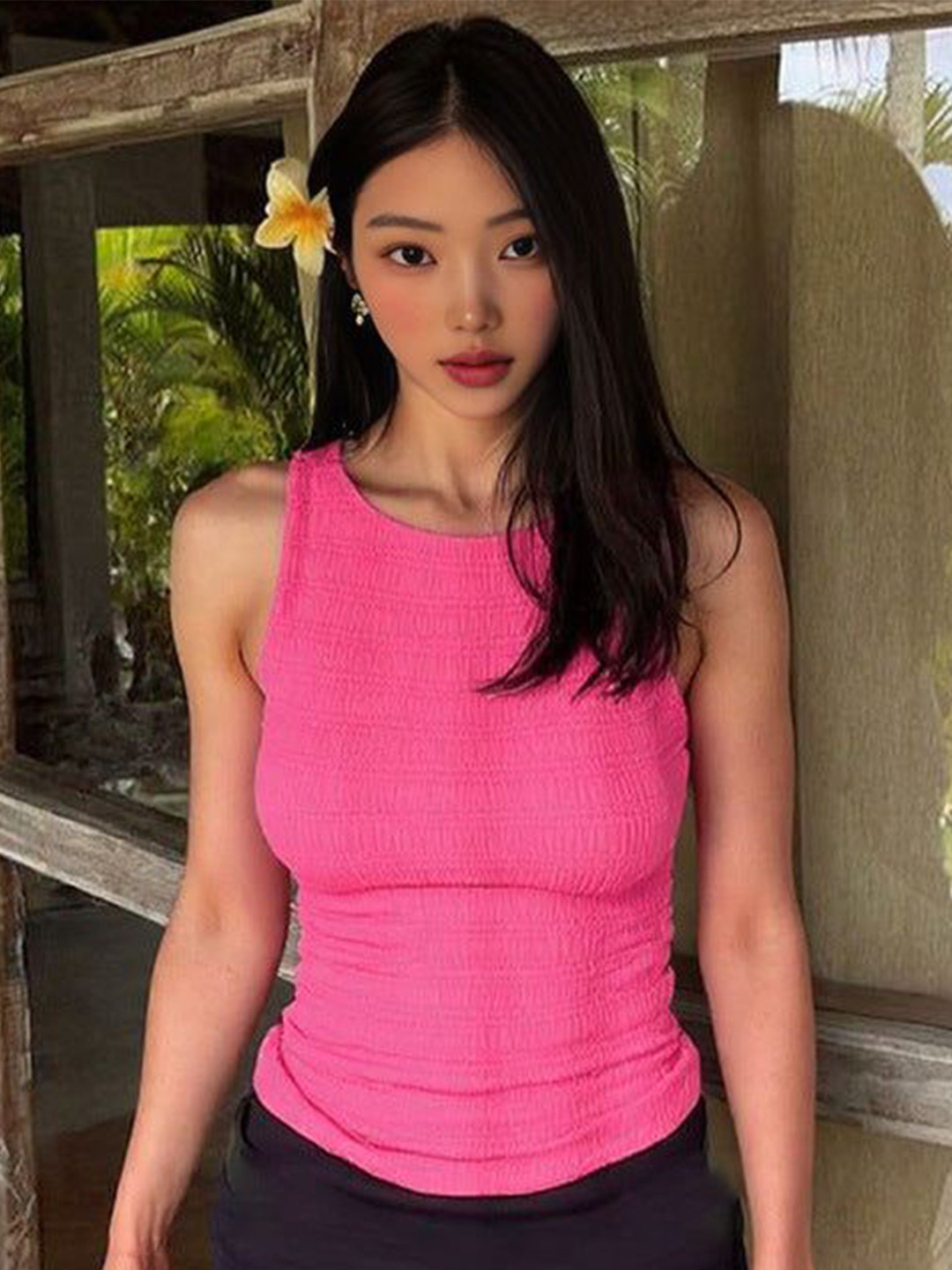 Outzidr Textured Round Neck Slim Tank Top